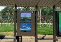 戶(hù)外高亮液晶屏廣告機的應用特點(diǎn)與優(yōu)勢講解