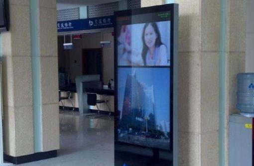 戶(hù)外高亮屏 高亮液晶屏廣告機