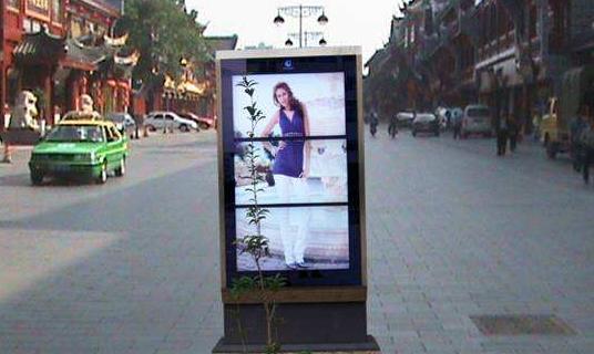 戶(hù)外高亮液晶屏 廣告機